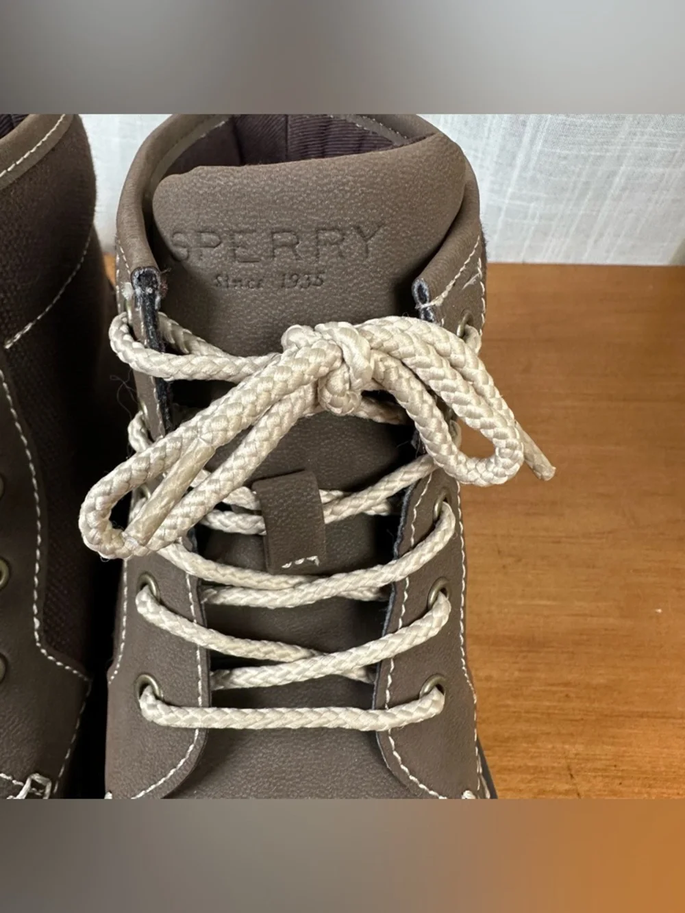 Sperry NWOT Top-Sider Rudder Brown Leather Boots Boys 4 Unisex